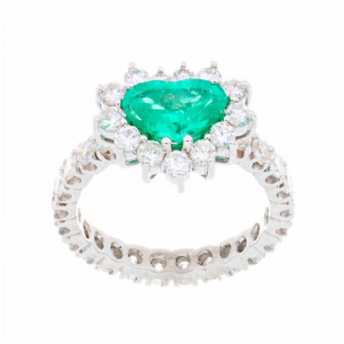  Anello in oro bianco con cuore in smeraldo e diamanti presso Castignoli - Orologeria e gioielleria a Monza