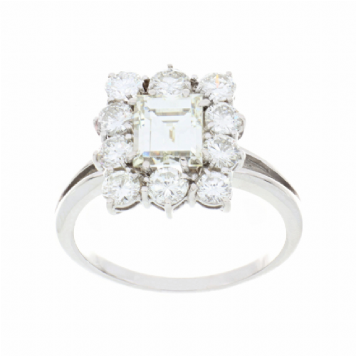  Anello in oro bianco con diamanti presso Castignoli - Orologeria e gioielleria a Monza