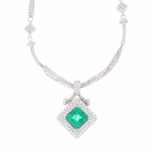  Collana in oro bianco con smeraldo e diamanti presso Castignoli - Orologeria e gioielleria a Monza