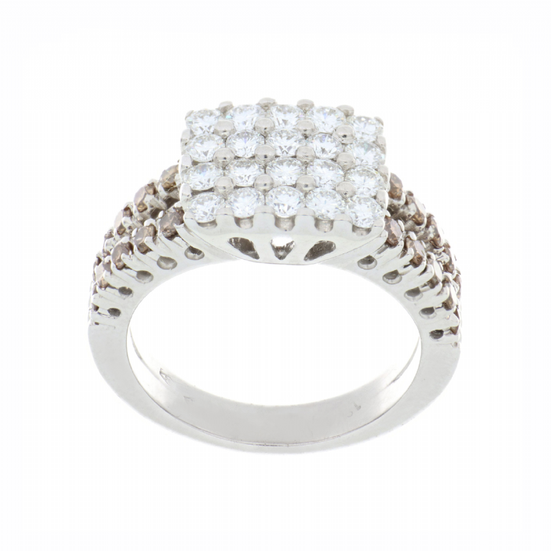  Anello in oro bianco con diamanti presso Castignoli - Orologeria e gioielleria a Monza