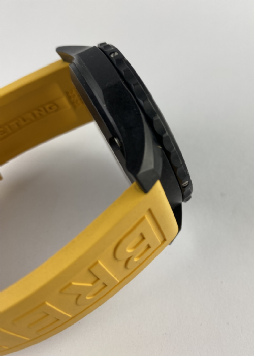 Breitling Breitling Endurance Pro presso Castignoli - Orologeria e gioielleria a Monza