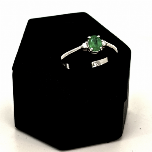 Namuri&nbsp;Anello in oro bianco con Smeraldo e diamanti presso Castignoli - Orologeria e gioielleria a Monza