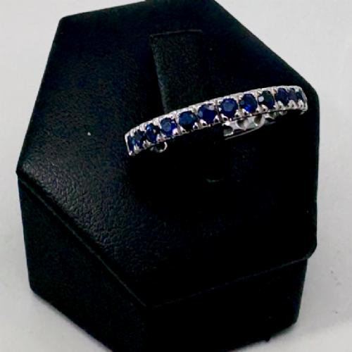 Namuri&nbsp;Anello mezza veretta in oro bianco con zaffiri presso Castignoli - Orologeria e gioielleria a Monza