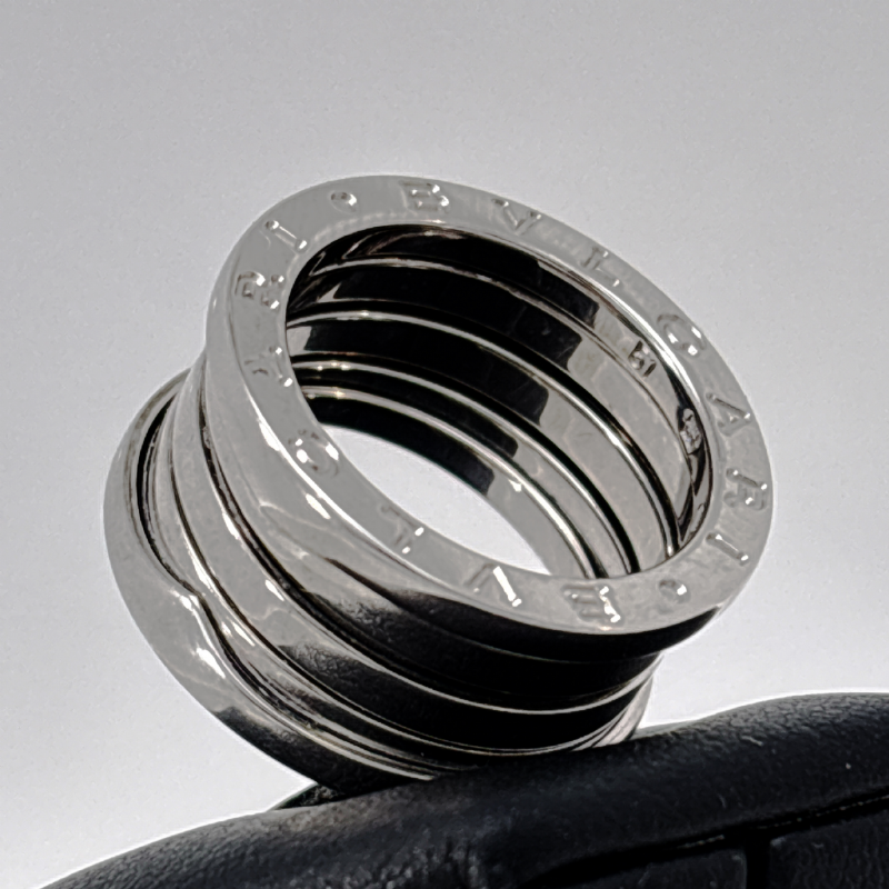 Bulgari&nbsp;Anello Bvlgari B.zero1 in oro bianco 18 kt presso Castignoli - Orologeria e gioielleria a Monza