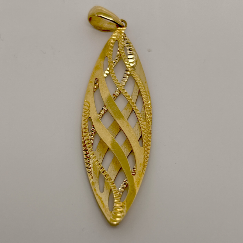 &nbsp;Ciondolo in oro giallo dal design allungato e armonioso presso Castignoli - Orologeria e gioielleria a Monza