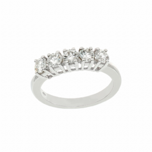  Anello in oro bianco con diamanti taglio brillante presso Castignoli - Orologeria e gioielleria a Monza