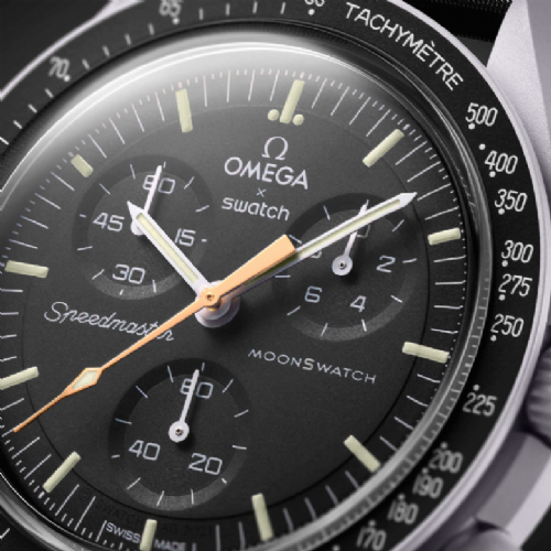 Omega x Swatch Mission to the Moon Moonshine Gold Luna piena di aprile 2023 presso Castignoli - Orologeria e gioielleria a Monza