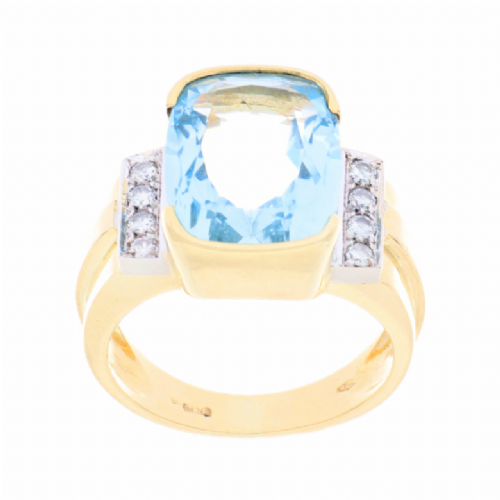  Anello in oro giallo con acquamarina e diamanti presso Castignoli - Orologeria e gioielleria a Monza